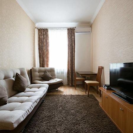 Nadezhda Apartments On Jeltoksan 103 Ałma Ata Zewnętrze zdjęcie