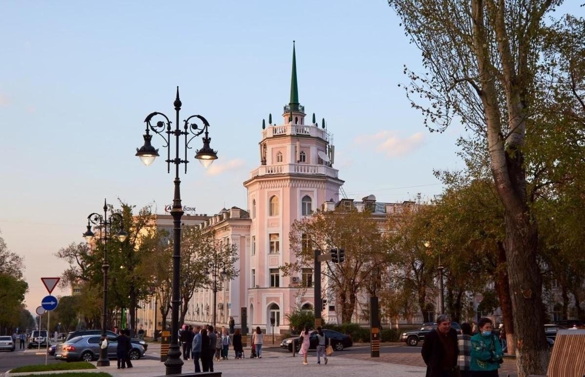 Nadezhda Apartments On Jeltoksan 103 Ałma Ata Zewnętrze zdjęcie